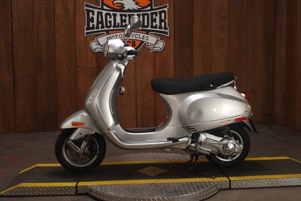 Used 2009 Vespa LX 150 for Sale in Los Angeles, CA - 740